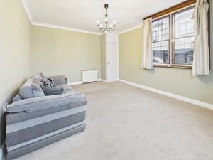 Living Room- click for photo gallery